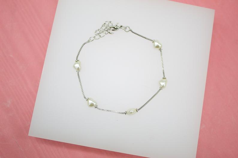Heart Shaped Pearl Bracelet (I96)