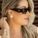 Hard Shell Clam Push Back Earrings (L473A)