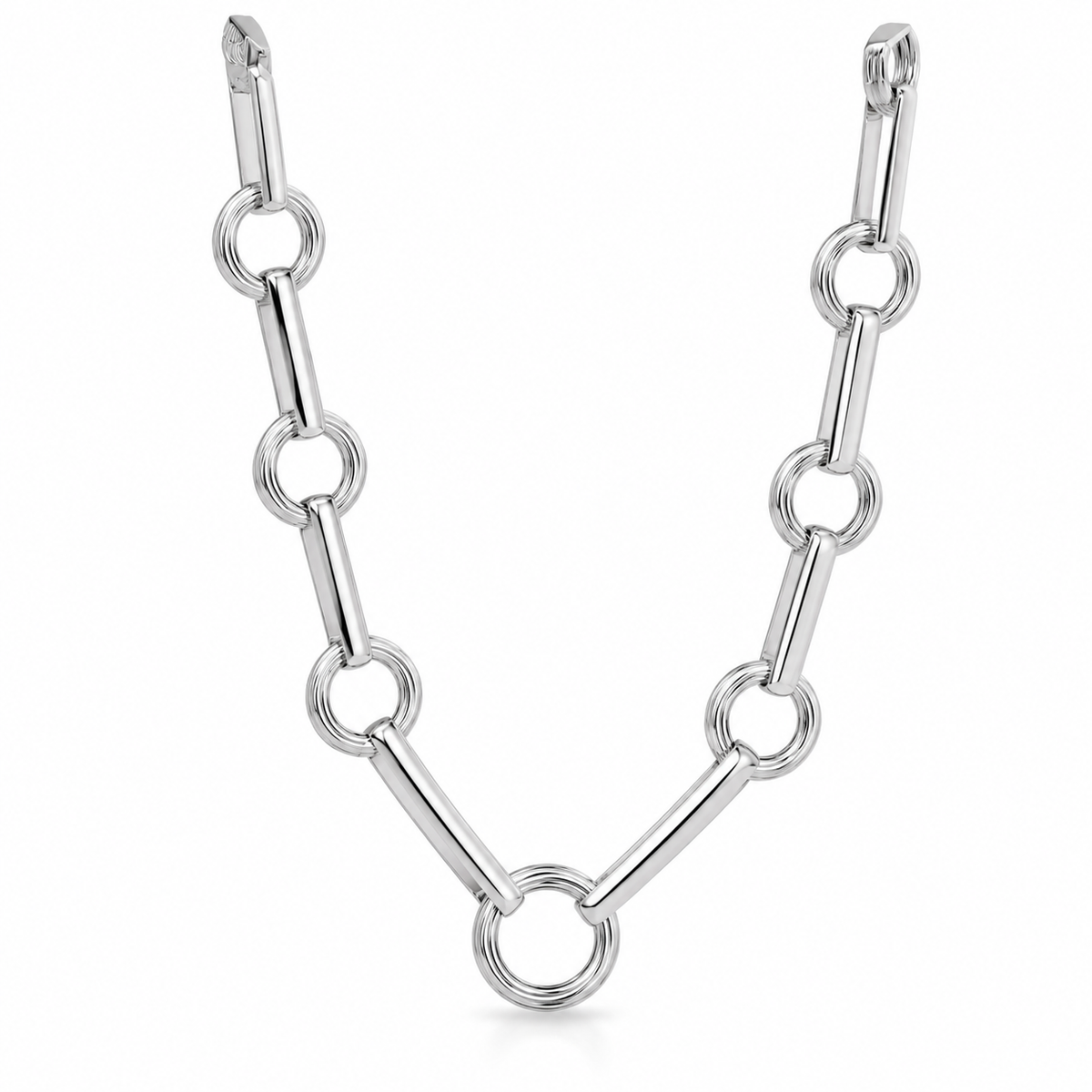 Shop the Thick Round & Rectangular Link Necklace featuring bold mixed-shape links and a polished finish. Available in 18K Gold Filled and Silver Laminated.