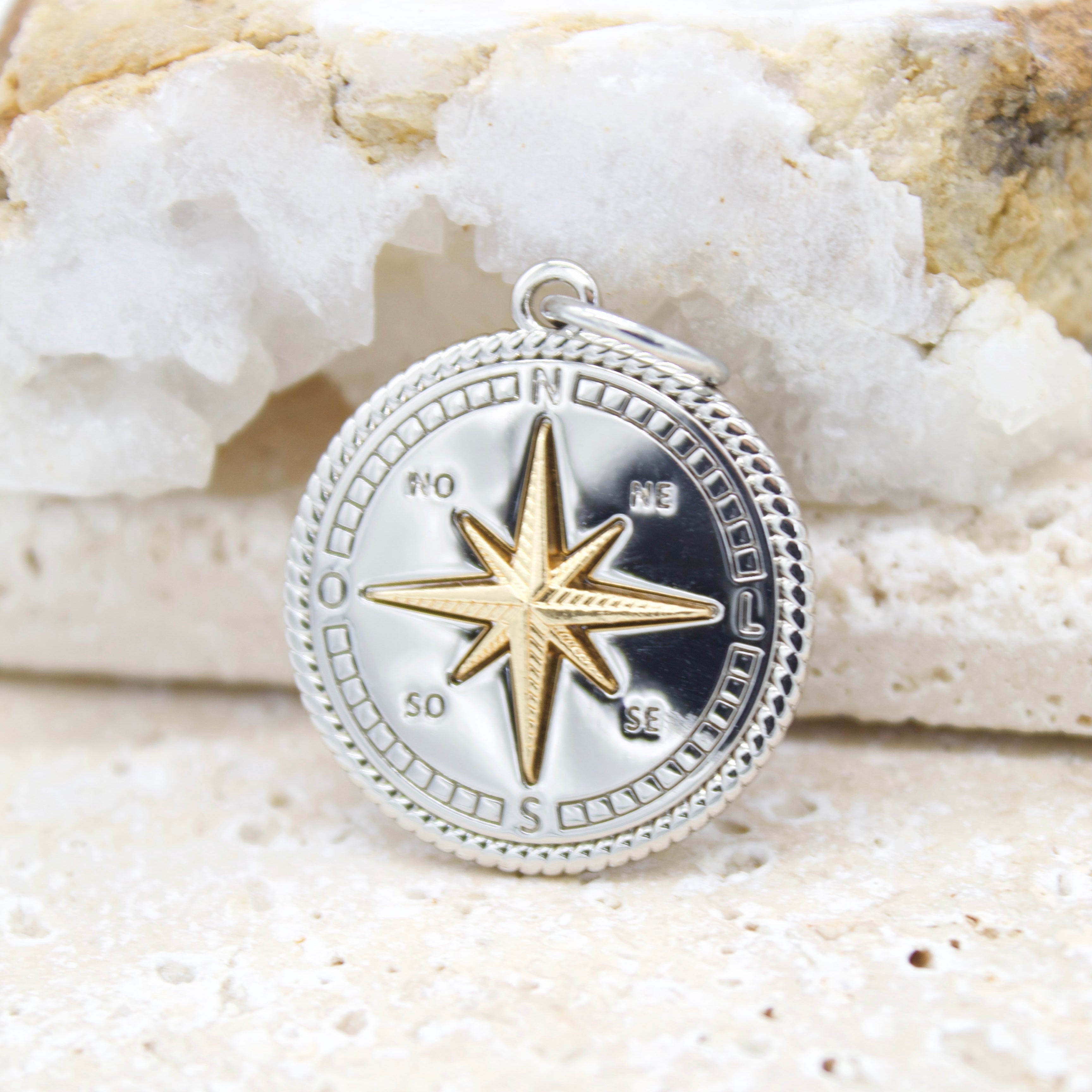 Ruffled Compass Pendant (A67)