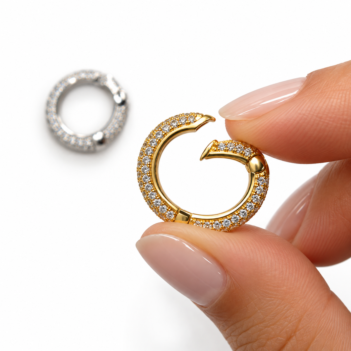 Shop our Pavé Circle Clasp Connector in 18K Gold Filled or Rhodium. A sparkling decorative clasp for necklaces, chains and custom jewelry designs.