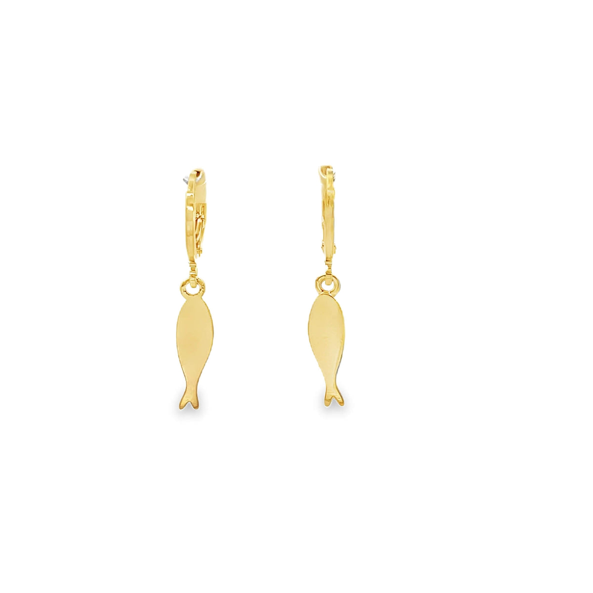 sea life charm dangle earrings featuring crab, lobster, and turtle designs. Lightweight, trendy drop earrings perfect for summer and beach looks.