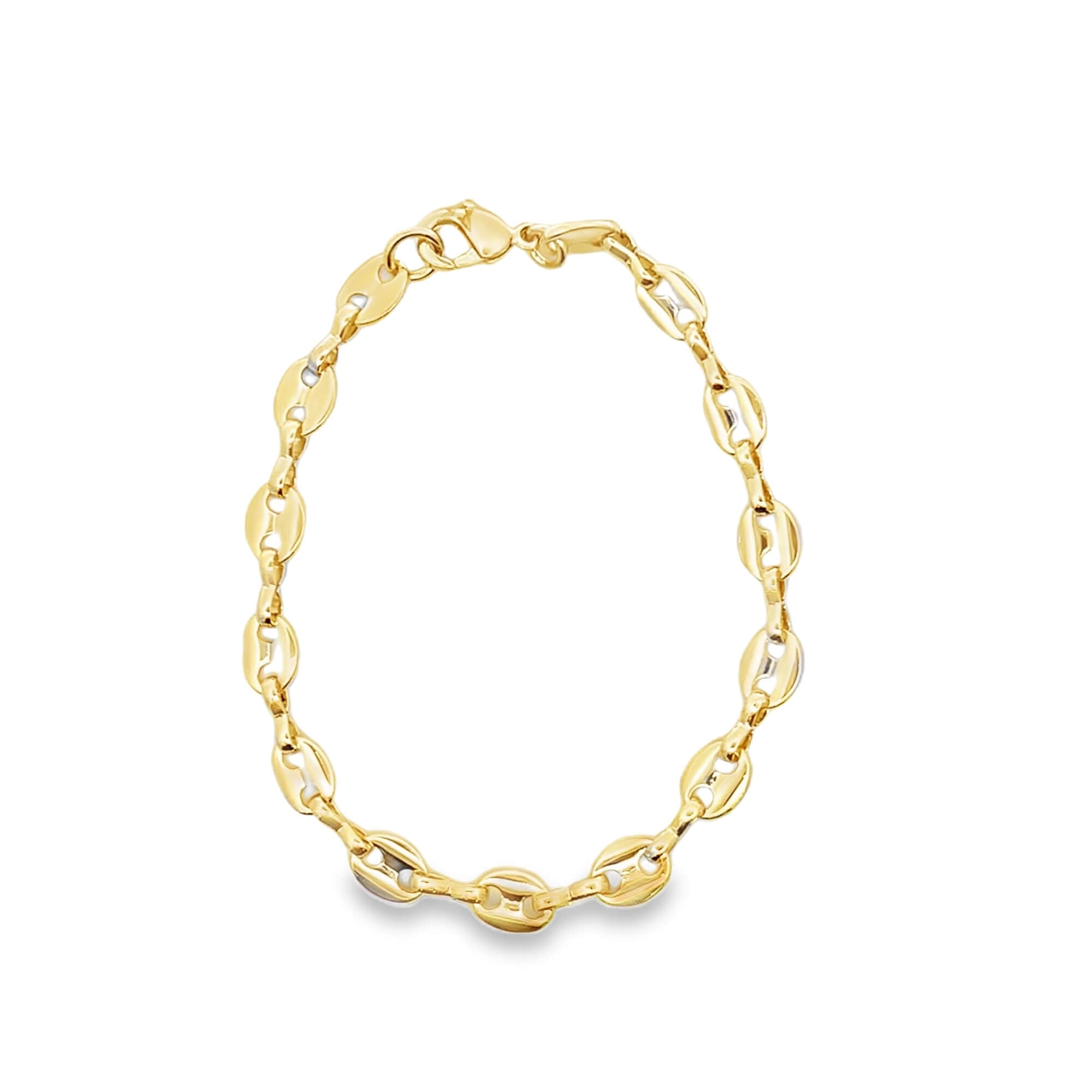 gold mariner link chain necklace with polished anchor-style links. A classic gold chain ideal for everyday wear and layering.