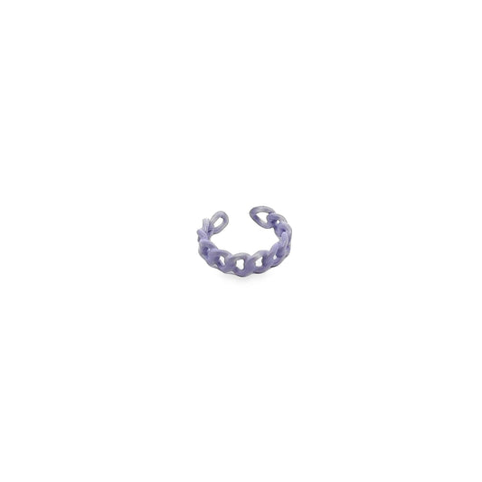 A light purple chain-link ring rests against a plain white background.