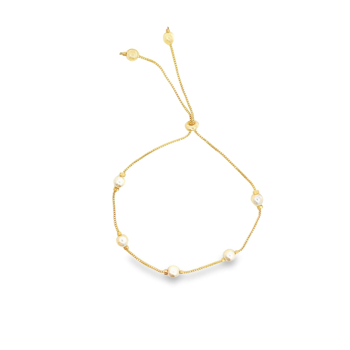 A gold-plated adjustable slider bracelet features a thin chain interspersed with five small white pearls.