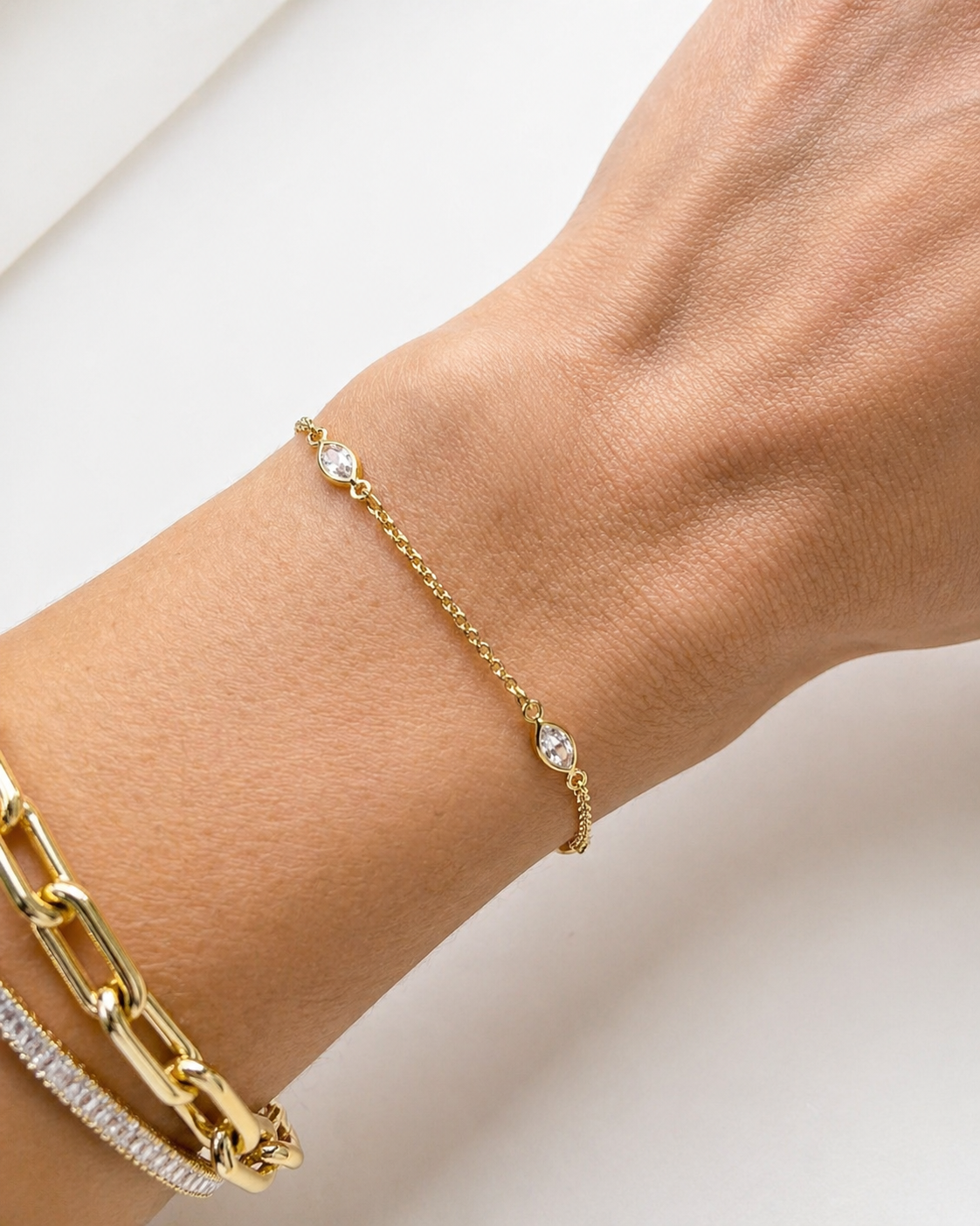 Elegant 18K gold filled choker and bracelet set with oval bezel crystals. 