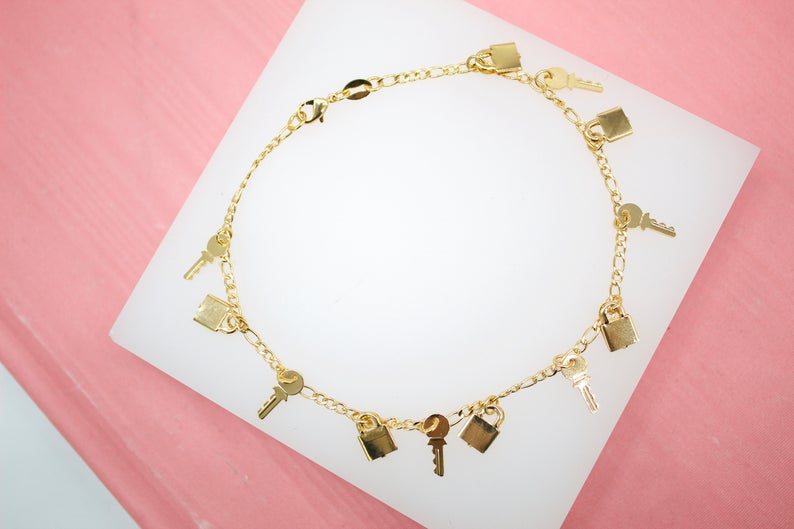 18K Gold Filled Key And Lock Charm Anklet (E219)