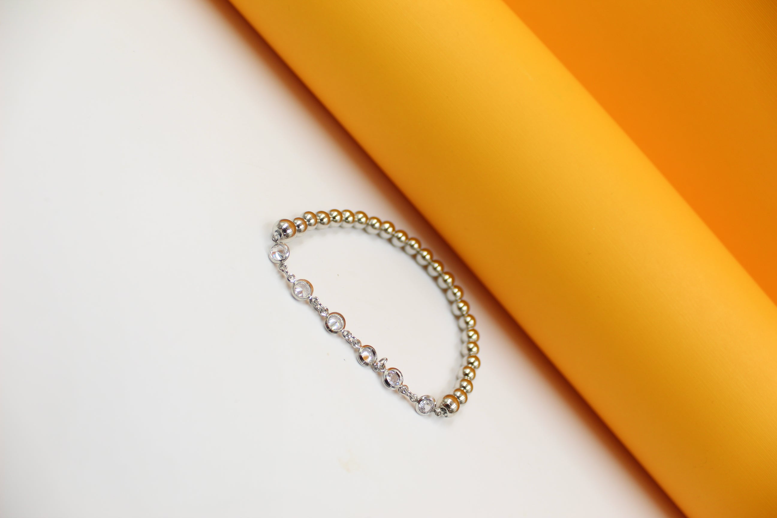 Round CZ Charm Link Half Beaded Bracelet (I45B)