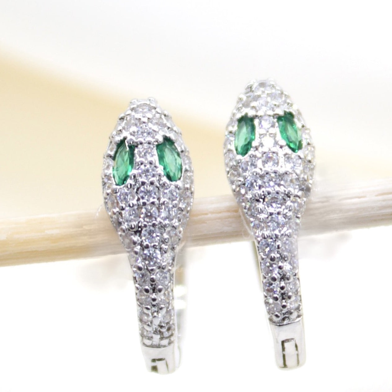 18K Gold Filled Snake Huggies Earrings (L277)